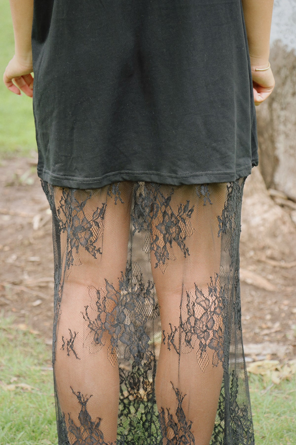 BLACK T-SHIRT DRESS WITH LACE