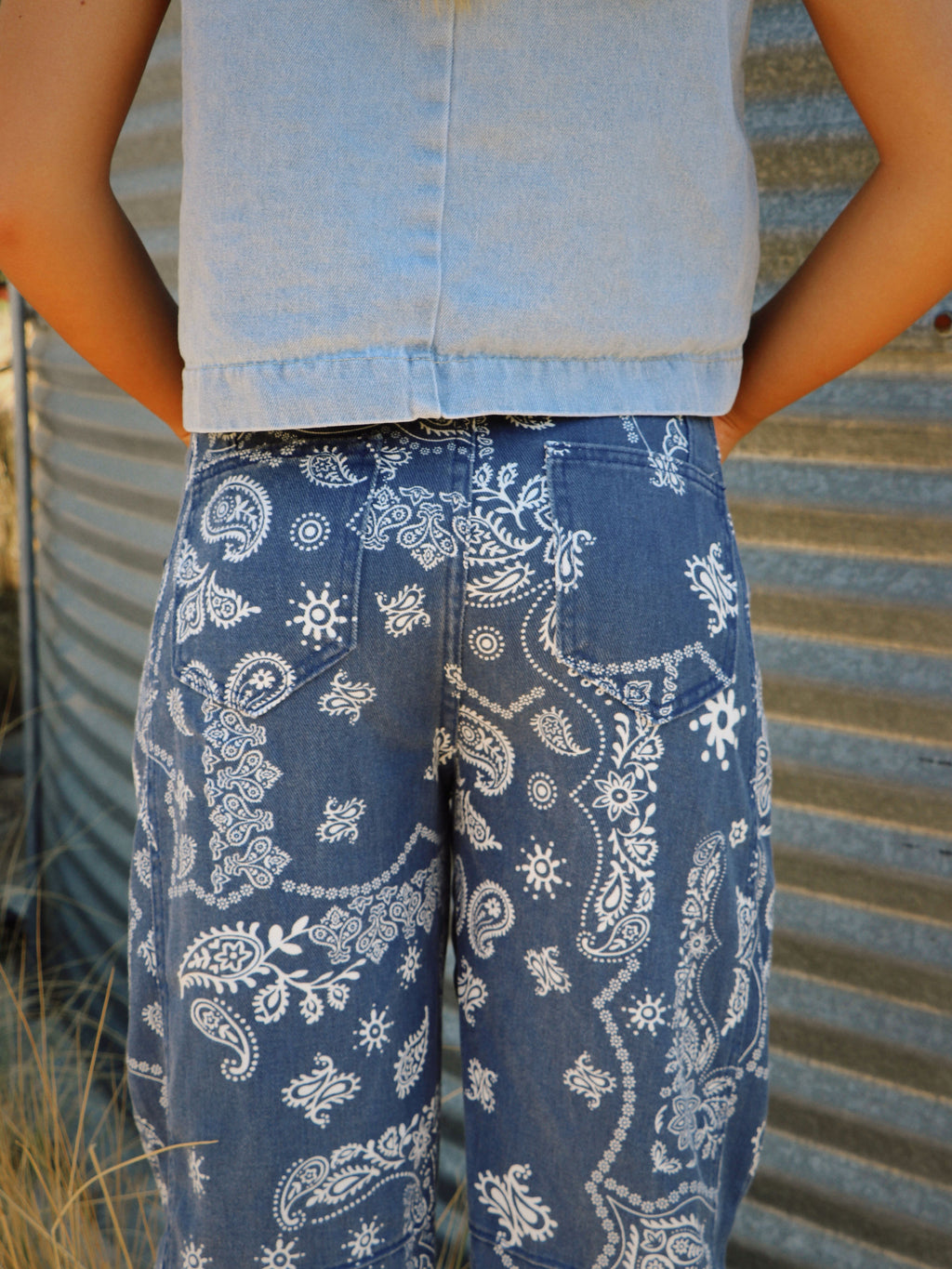 PAISLEY BARREL JEANS