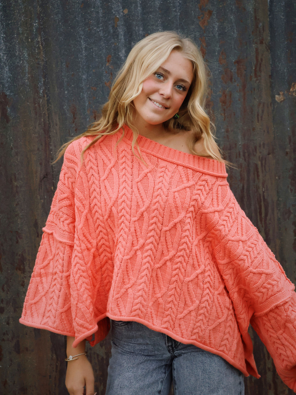 CABLEKNIT SWEATER