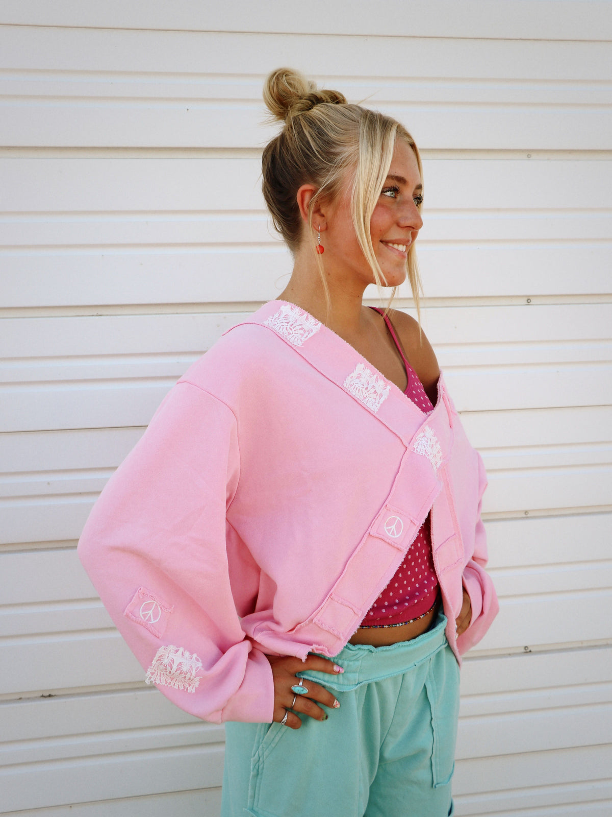 PINK V-NECK SWEATSHIRT