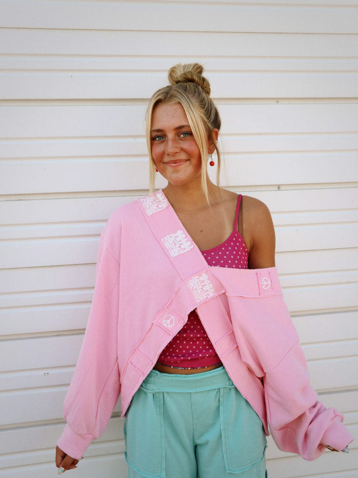 PINK V-NECK SWEATSHIRT